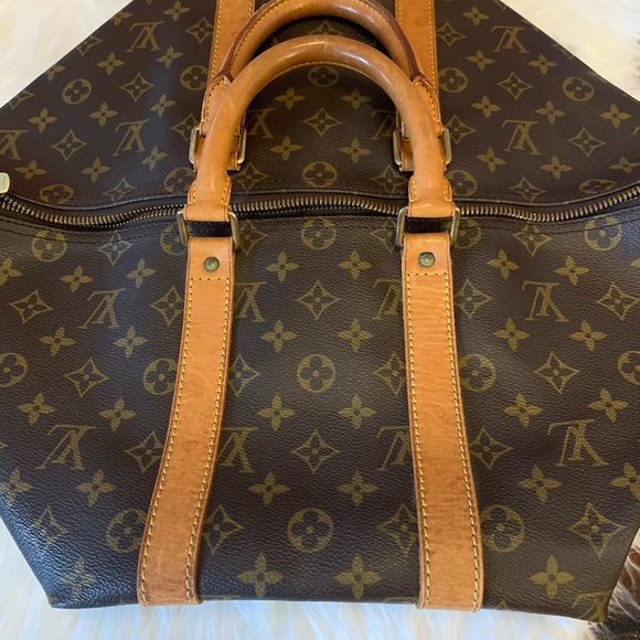 Authentic Louis Vuitton Keepall 45 - Picture 5 of 8